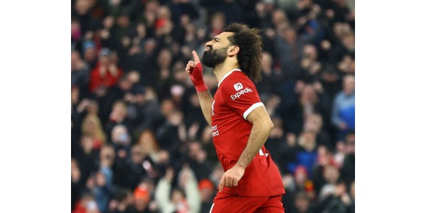 Liverpool säilyttää Valioliigan kärkipaikan